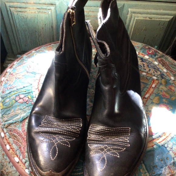 CLEARANCE SALE !2x Host Pick!! 🤩⭐️🤩vintage GOLDEN GOOSE COWBOY BOOTIES ⚡️🌟⚡️ - Picture 2 of 14